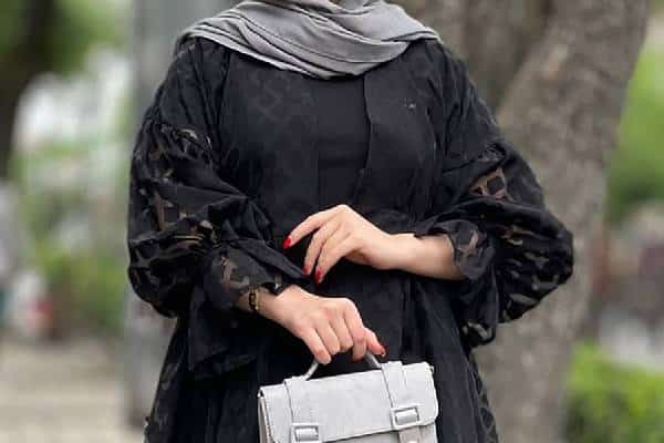 "زیبایی و شیاق در یک دنیای مد: خرید لباس با جدیدترین مدل‌های مانتو مزونی، مجلسی و اسپرت"