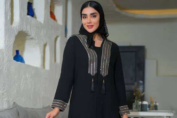 جذابیت بلندی: مدل مانتو مجلسی بلند با طراحی شیک و زیبا