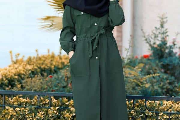 سفر به دنیای مانتو: تجربه خرید جذاب در فروشگاه تخصصی مانتو مانتو دانشجویی