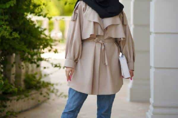 بروزرسانی استایل: مدل‌های مانتو دانشجویی جدید با ترکیبی از مدرنیته و شیاق