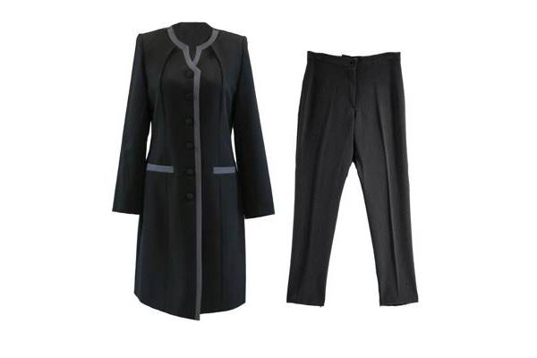 قیمت مناسب و کیفیت بی‌واسطه در مانتوها، شلوارها و کت‌های زنانه