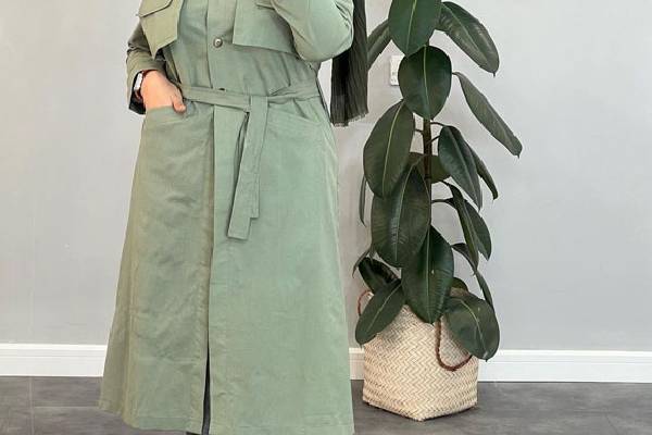 استایل شگفت‌انگیز پاییز: انتخاب از بهترین مدل‌های مانتو دانشجویی با قیمت مناسب